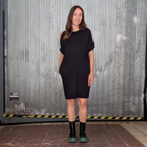 Vestido cut out