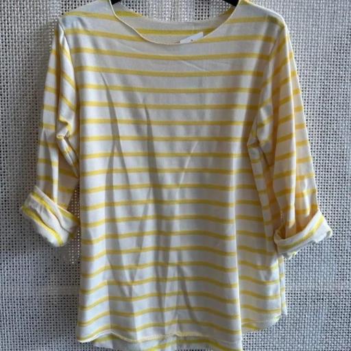 Camiseta de rayas [3]