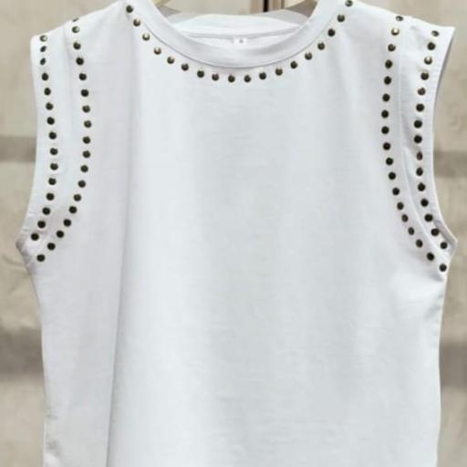 Camiseta tachuelas [0]