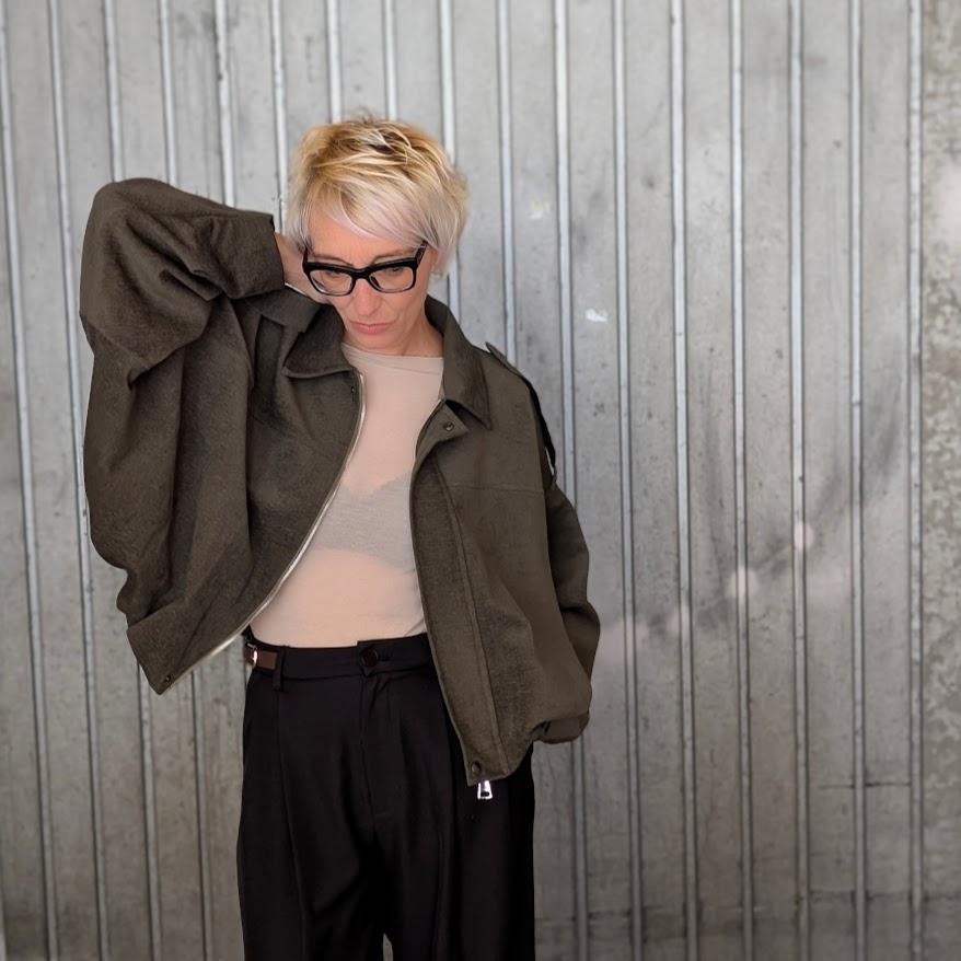 2026 nueva colección guadalupe loves curling tienda online chaqueta abullonada verde.jpg