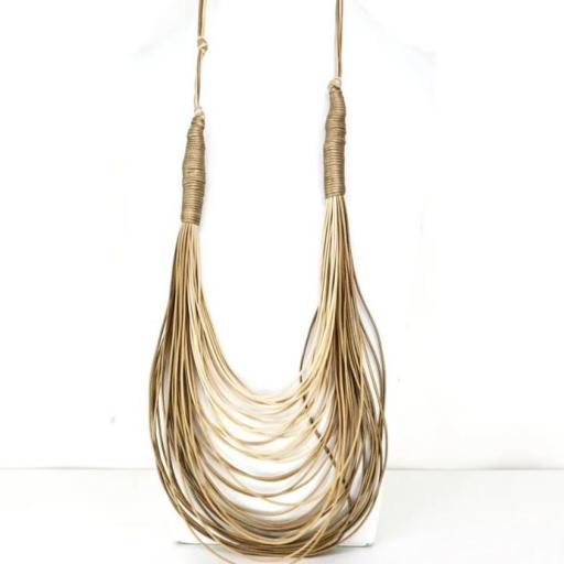 Collar de cuerdas [1]