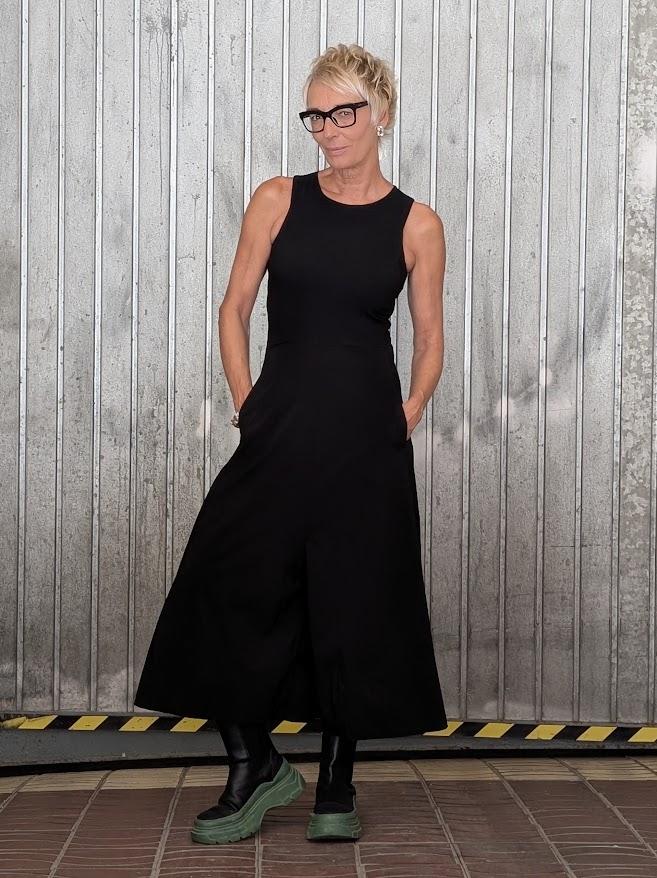 Mono Sandra negro