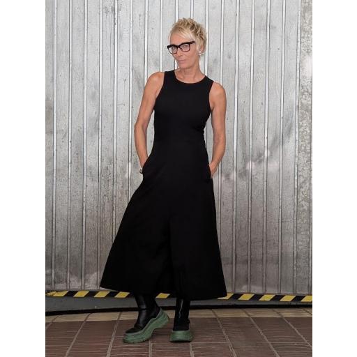 Mono Sandra negro