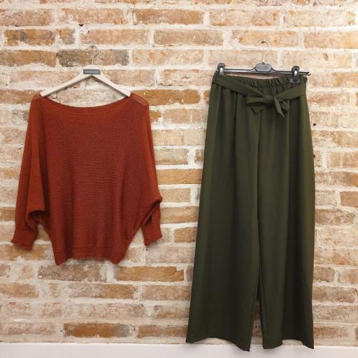 Pantalón básico [0]