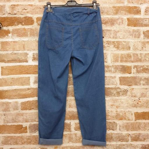 Pantalón denim [1]
