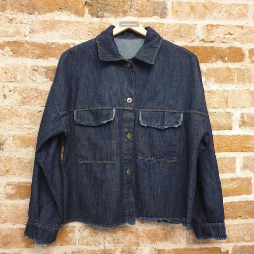 Chaqueta denim frayed