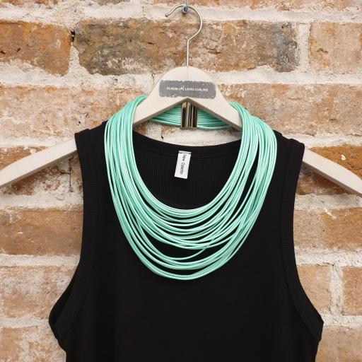 Collar de cuerdas [0]
