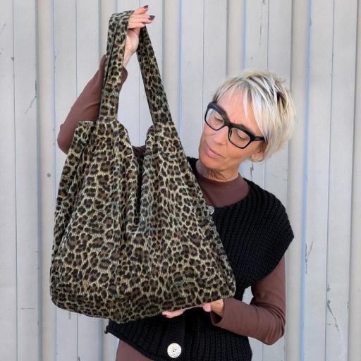 Bolsa de pana leopardo