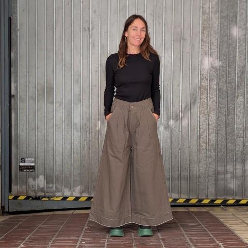 Pantalón culotte básico [1]
