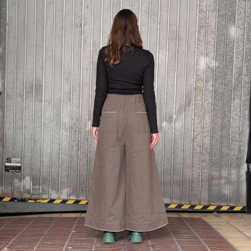 Pantalón culotte básico [2]