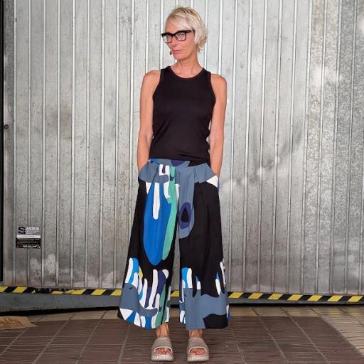 Pantalón culotte estampado black blue [1]