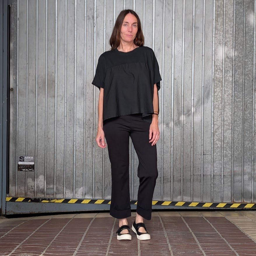 2026 nueva colección guadalupe loves curling tienda online pantalón basico negro zoe top french negro.jpg