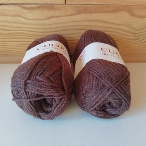 CUORE MERINO color marron oscuro 5046 [1]