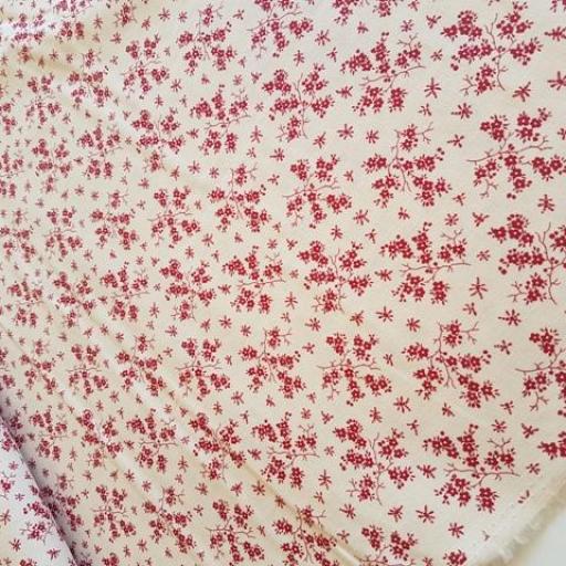Tela algodón estampado marfil flor roja [1]