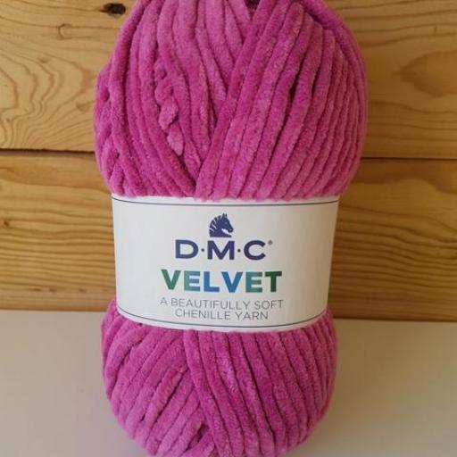 Laine Velvet   - DMC
