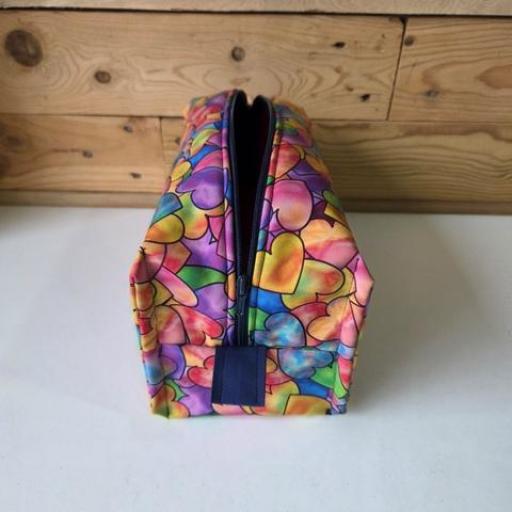 BOLSA DE LABORES NECESER CORAZONES [1]