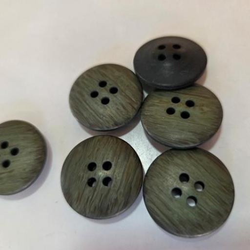 Botón verde imitación madera 22m