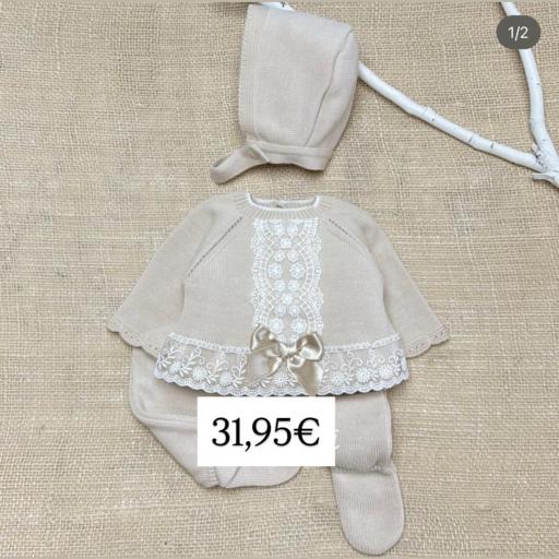 Conjunto de Lana Lino con Encaje y Lazo – Dulzura Clásica