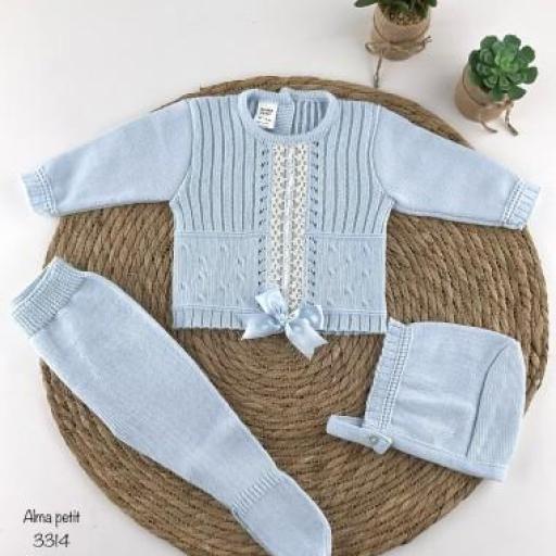 Conjunto lana 3 piezas celeste puntilla Crudo 
