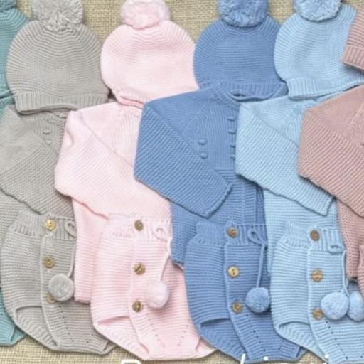 Conjunto lana 3 piezas pompones 