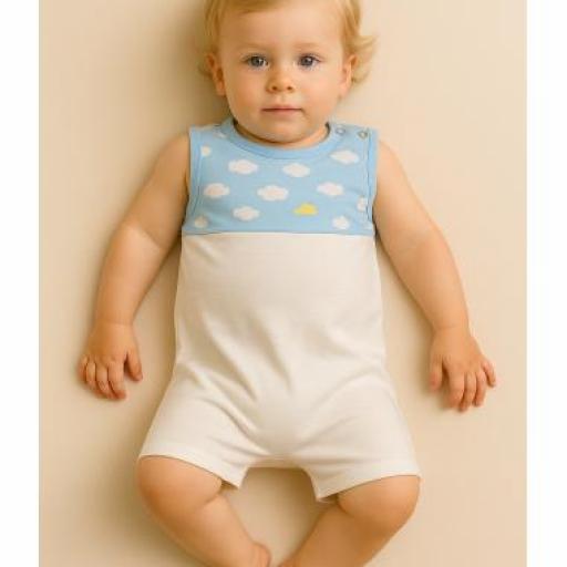 Pelele bebe nubes tirantes 