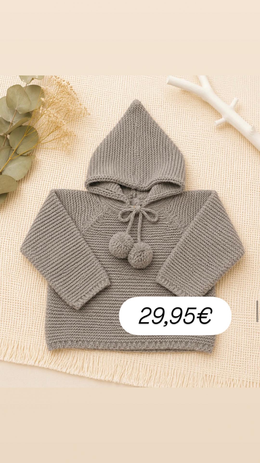 Chaqueta lana pompones tronco