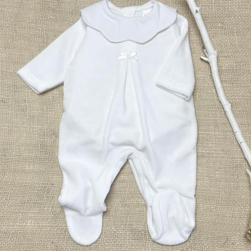 Pelele-Pijama en Suave Terciopelo Blanco