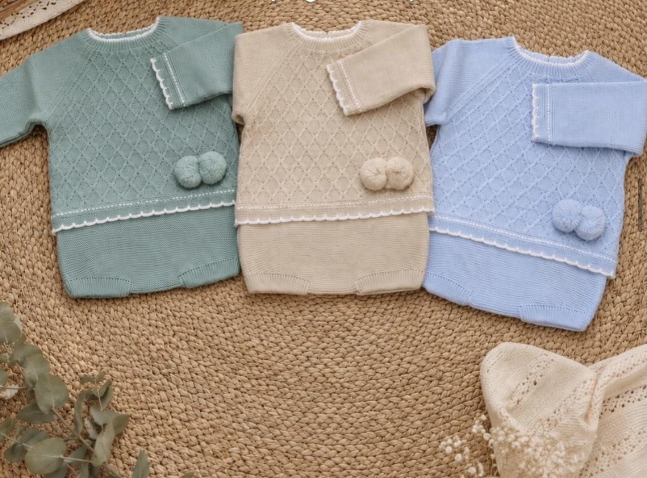 Conjunto lana 2 piezas pompones