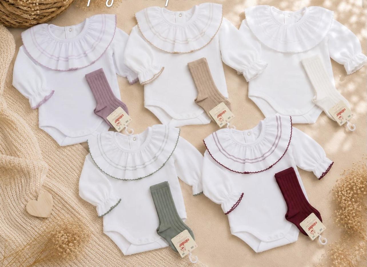 Body cuello volante blanco filo color