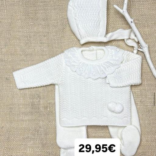 Conjunto lana 3 piezas “pompon blanco”