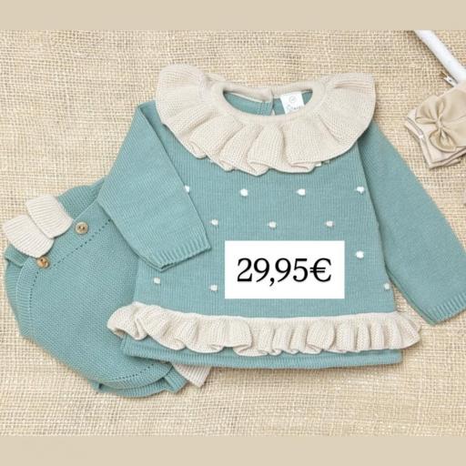 Conjunto de lana verde bebé con detalles en lino