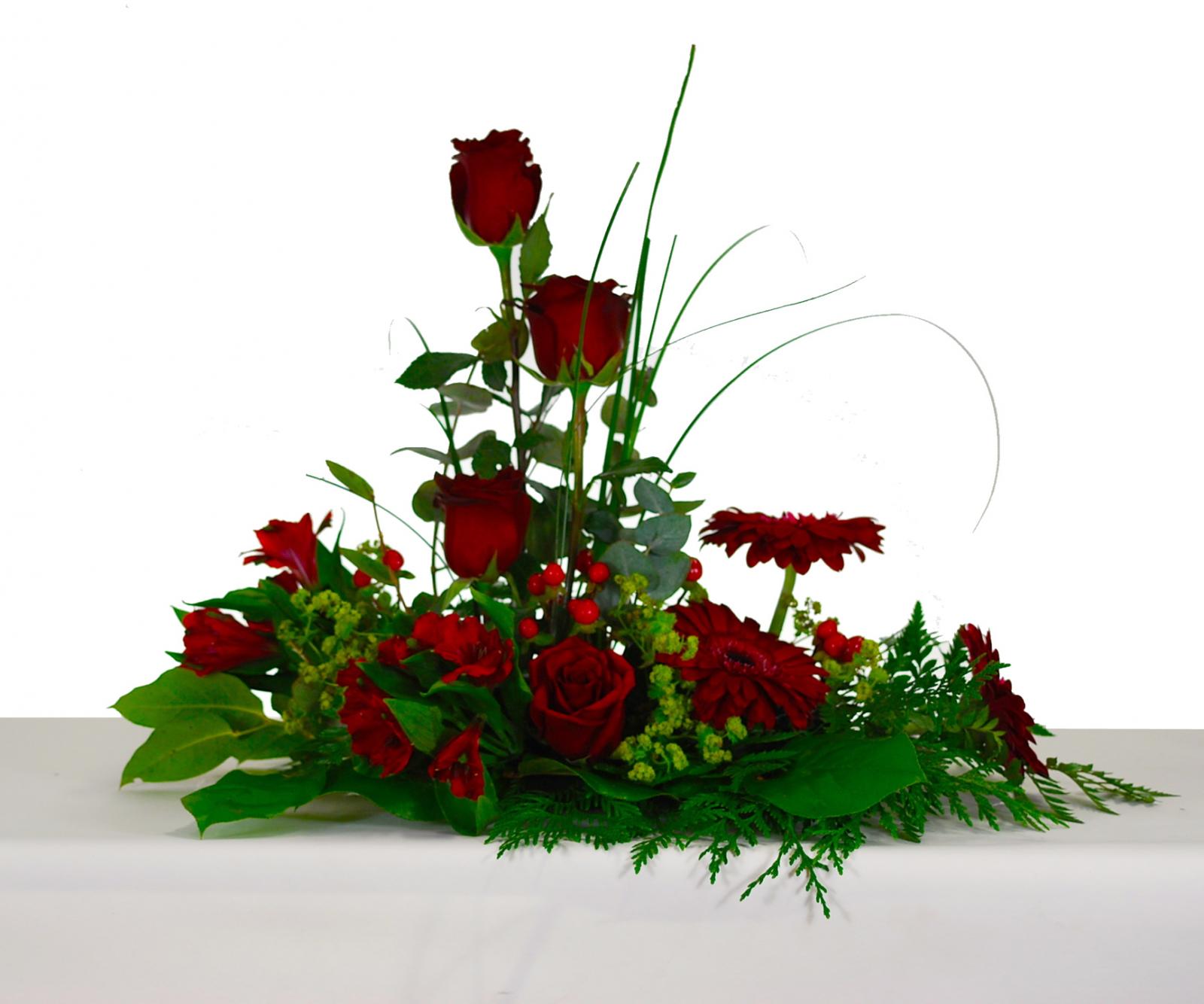 Composición vegetal con Rosas rojas