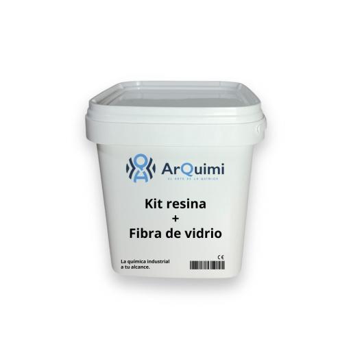 Kit de fibra de vidrio y resina de poliéster [2]