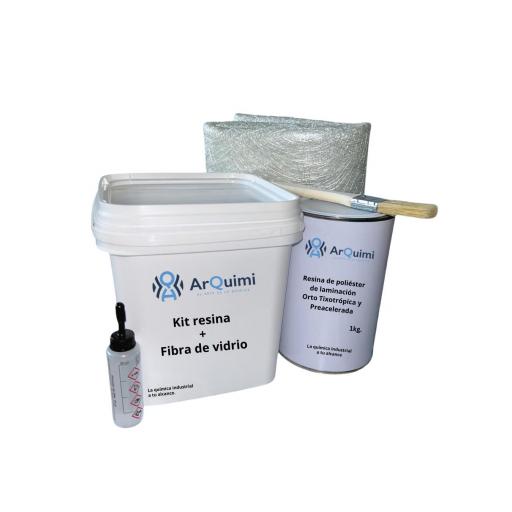 Kit de fibra de vidrio y resina de poliéster