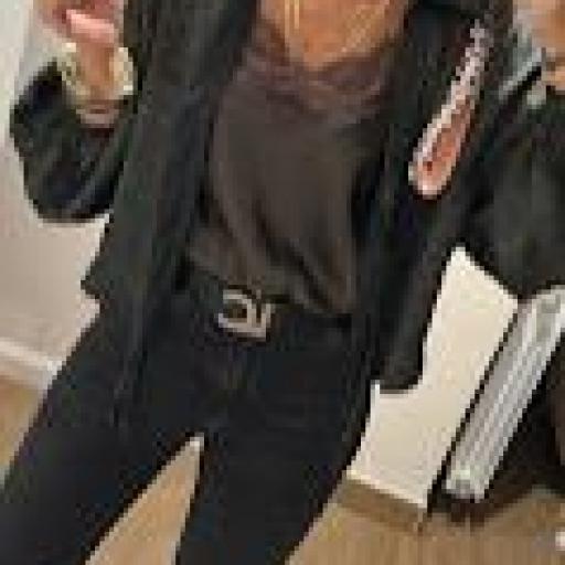 Blusa corta lazos Nekane. [1]