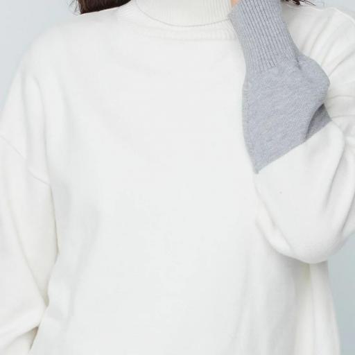 Jersey Carolyn Unique. [1]