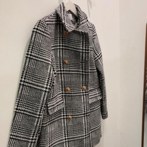 Abrigo Coquete Tiffosi . [1]