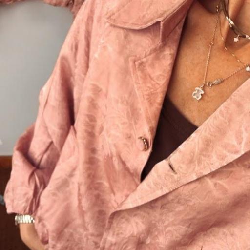 Chaqueta jacquard rosa Nekane. [2]