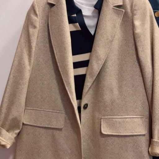 Blazer Julieta Beige Unique. [2]