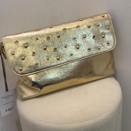 Bolso Dorado Tachas Mimimua. [0]