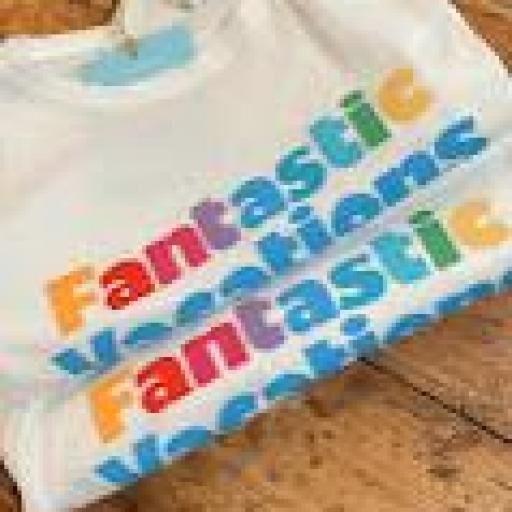 Camiseta Fantastic Vacacions Compañia Fantastica.