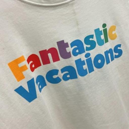 Camiseta Fantastic Vacacions Compañia Fantastica. [3]
