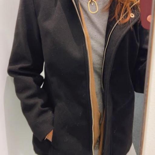 Abrigo Enny Negro Tiffosi. [3]