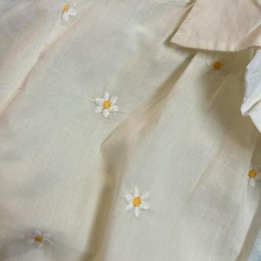 Camisa Margaritas Compañia Fantastica. [1]
