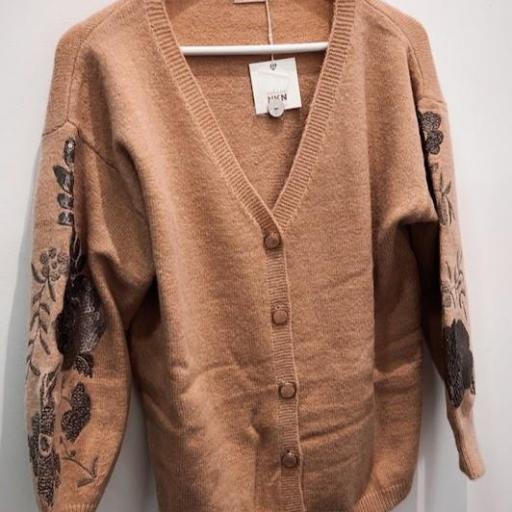 Cárdigan flores lentejuelas Pailsey Nekane. [3]