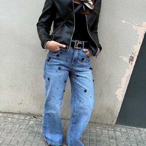 Pantalón tejano flores negras Mimimua