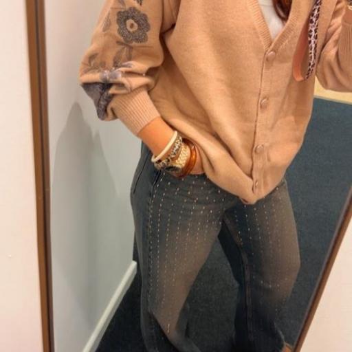 Cárdigan flores lentejuelas Pailsey Nekane. [1]