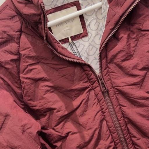 Abrigo Peludo Camel Freequent. [2]