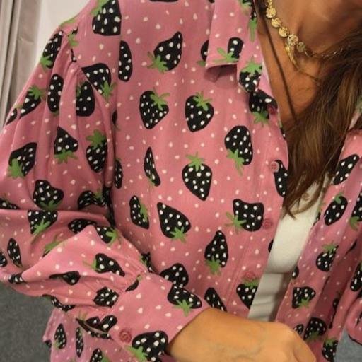 Camisa Fresas Compañia Fantastica.   [2]