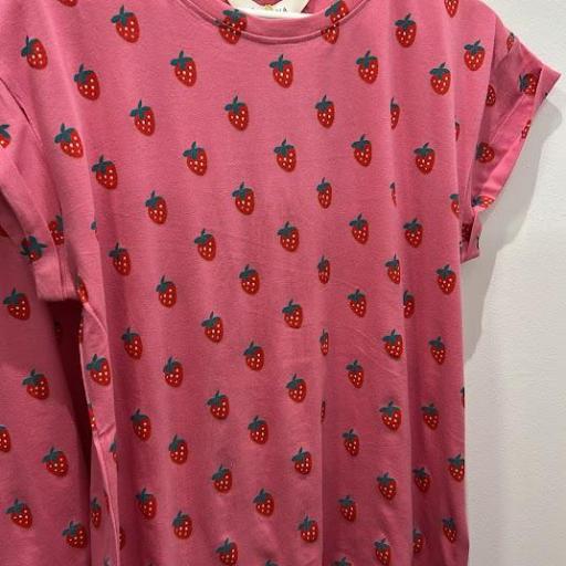 Camiseta Fresas Compañia Fantastica.